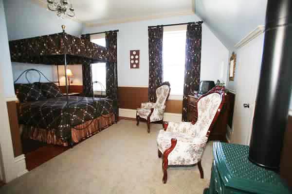 The Atrium Bed & Breakfast Fort Bragg Bilik gambar